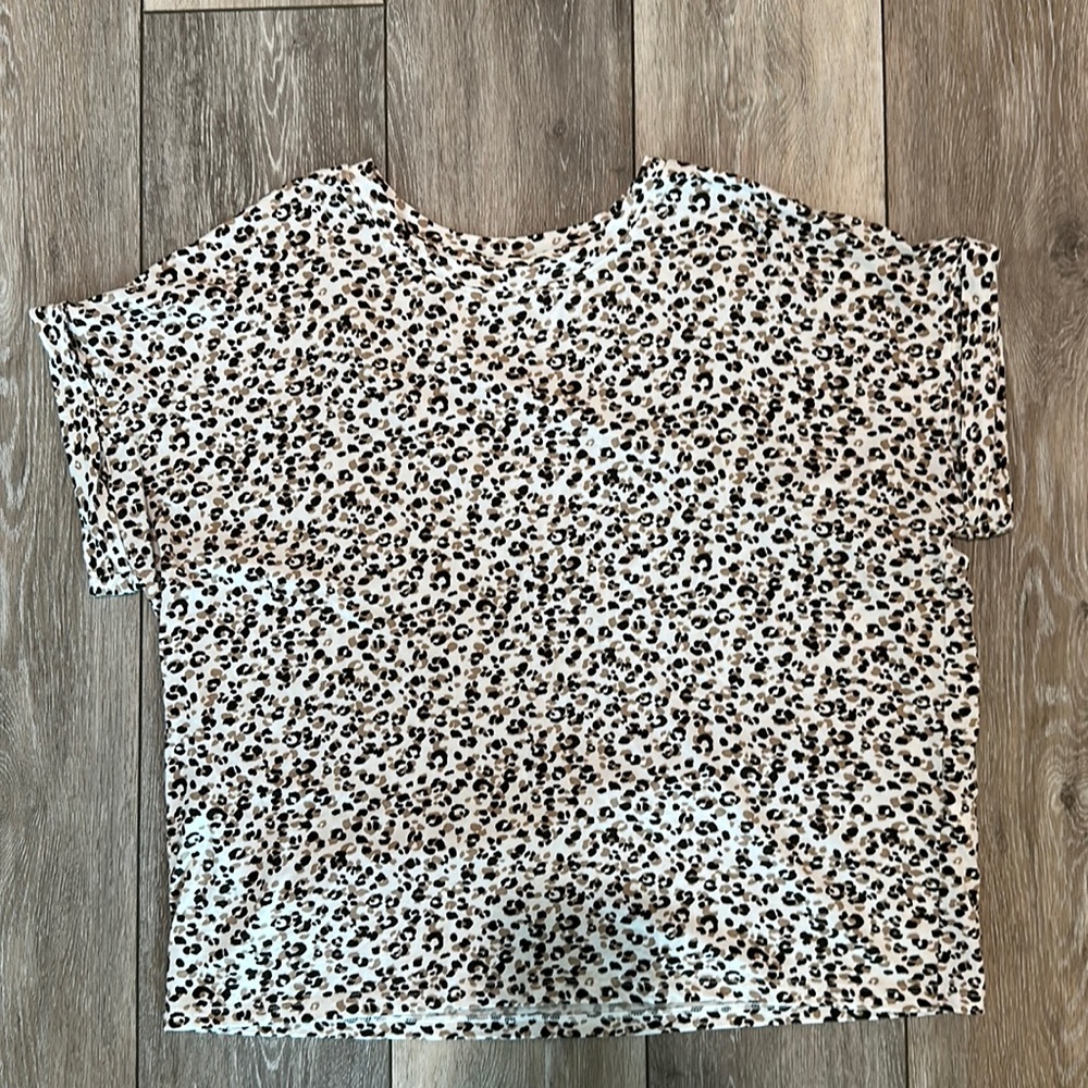 Banana Republic tee